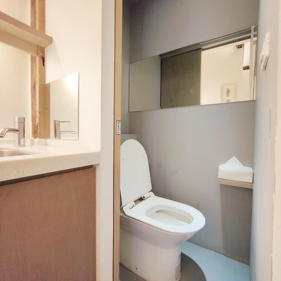 Jerry'S Mazehut Hostel 台南 エクステリア 写真