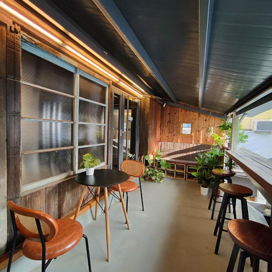 Jerry'S Mazehut Hostel 台南 エクステリア 写真